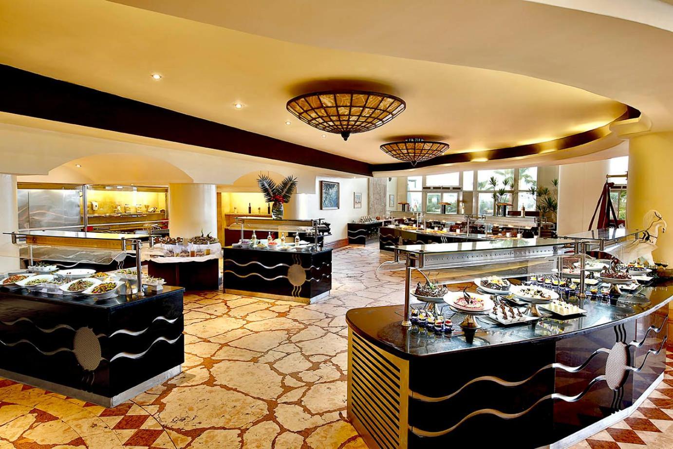 Safir Sharm Waterfalls Resort Exterior photo The buffet at the Grand Hyatt Hotel, Dubai