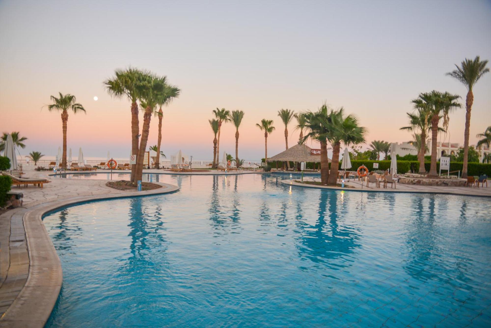 Safir Sharm Waterfalls Resort Exterior photo Sunrise Grand Select Crystal Bay Resort