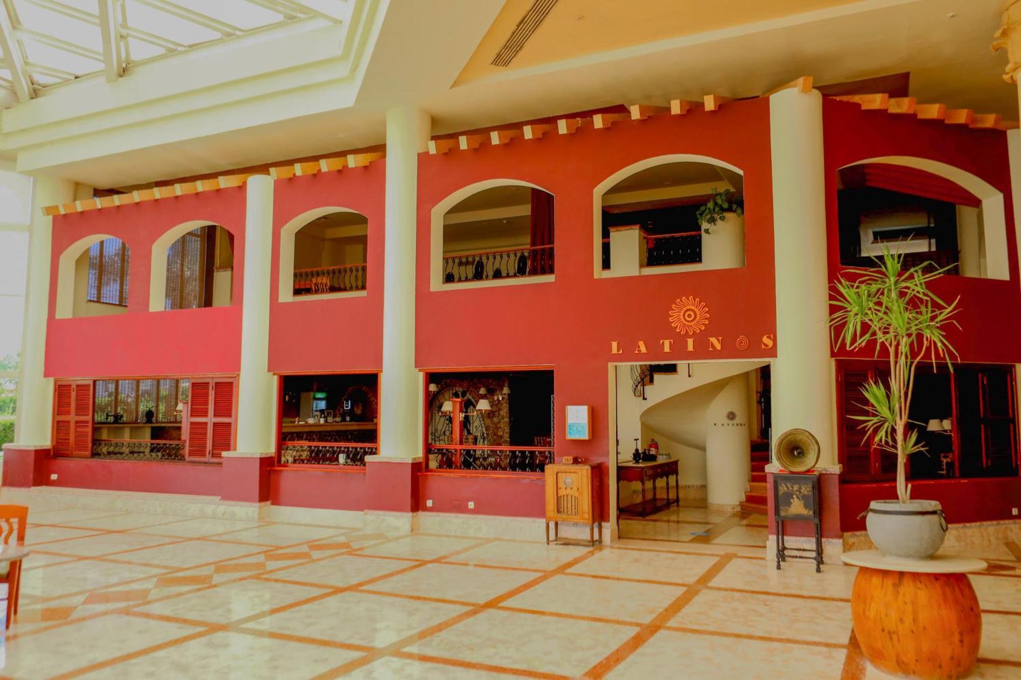 Safir Sharm Waterfalls Resort Exterior photo The lobby of the hotel